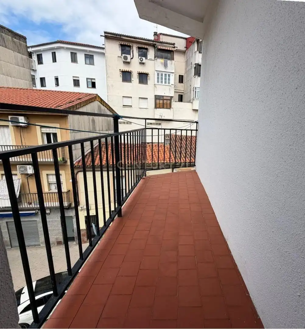 Terrassa de Pis en venda en Plasencia amb Aire condicionat, Forn i Rentadora