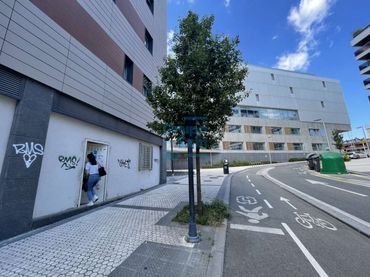 Local comercial en venda a Estella Lizarra 13