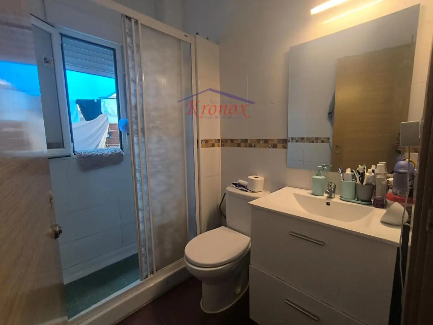 Baño de Piso en venta en Madrid con Aire acondicionado, Calefacción y Amueblado