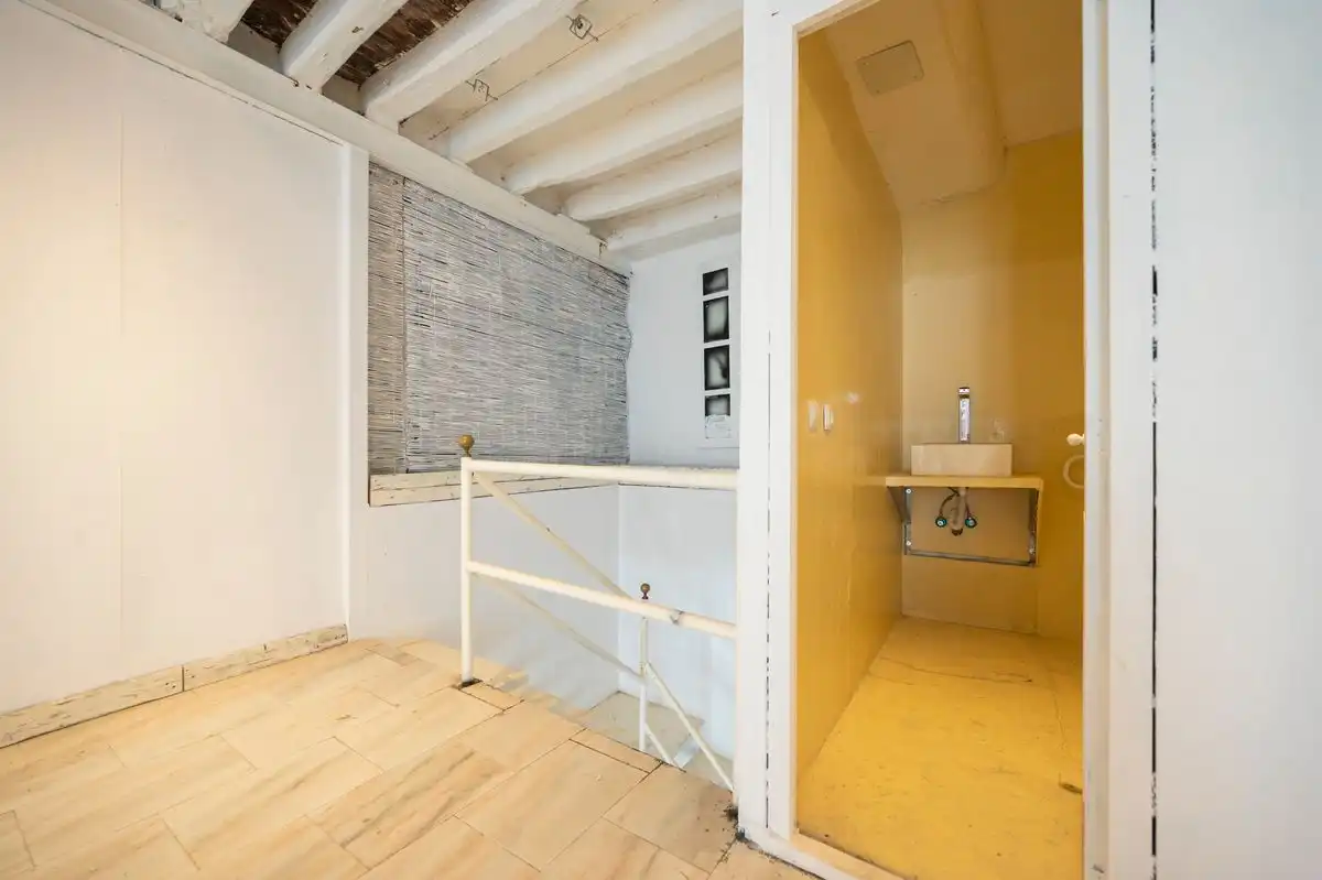 Local comercial en venta en Carrer Enmig, imagen 12