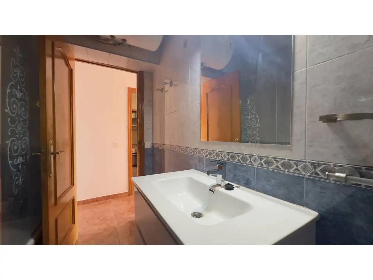Bathroom of Flat for sale in  Palma de Mallorca  with Air Conditioner, Heating and Balcony