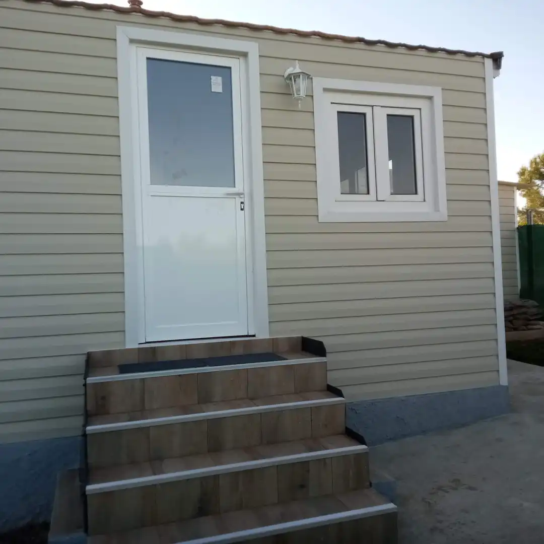 Vista exterior de Casa o chalet en venta en Mejorada del Campo con Calefacción, Jardín privado y Parquet