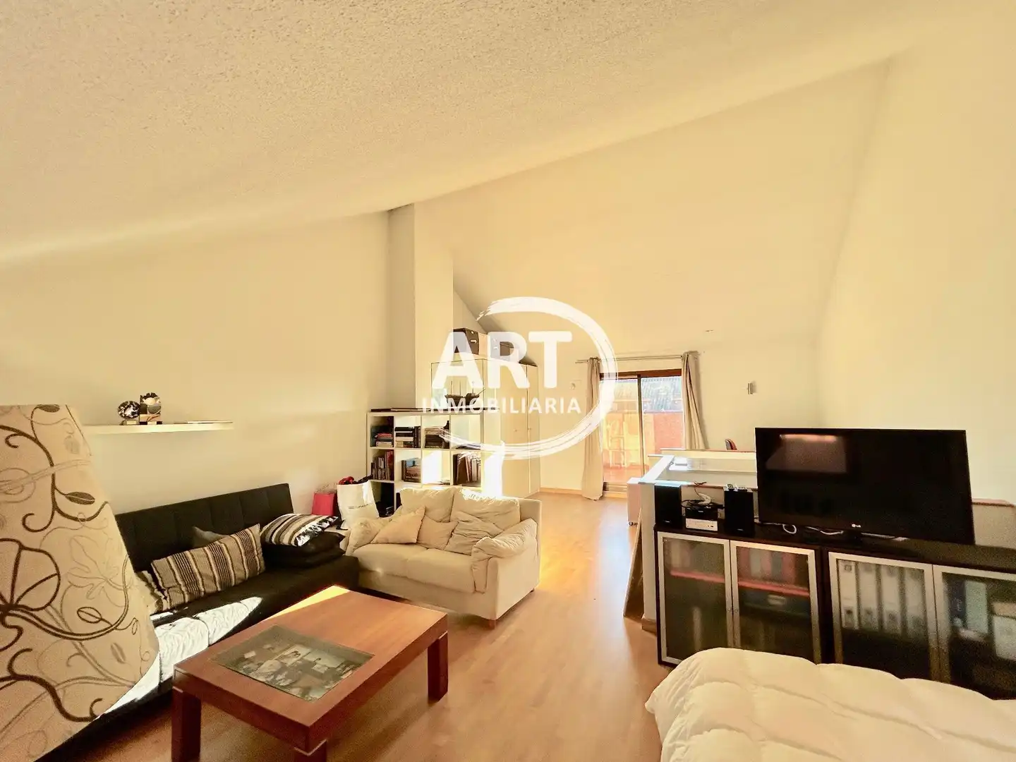Sala de estar de Casa adosada en venta en Bétera con Aire acondicionado, Calefacción y Terraza
