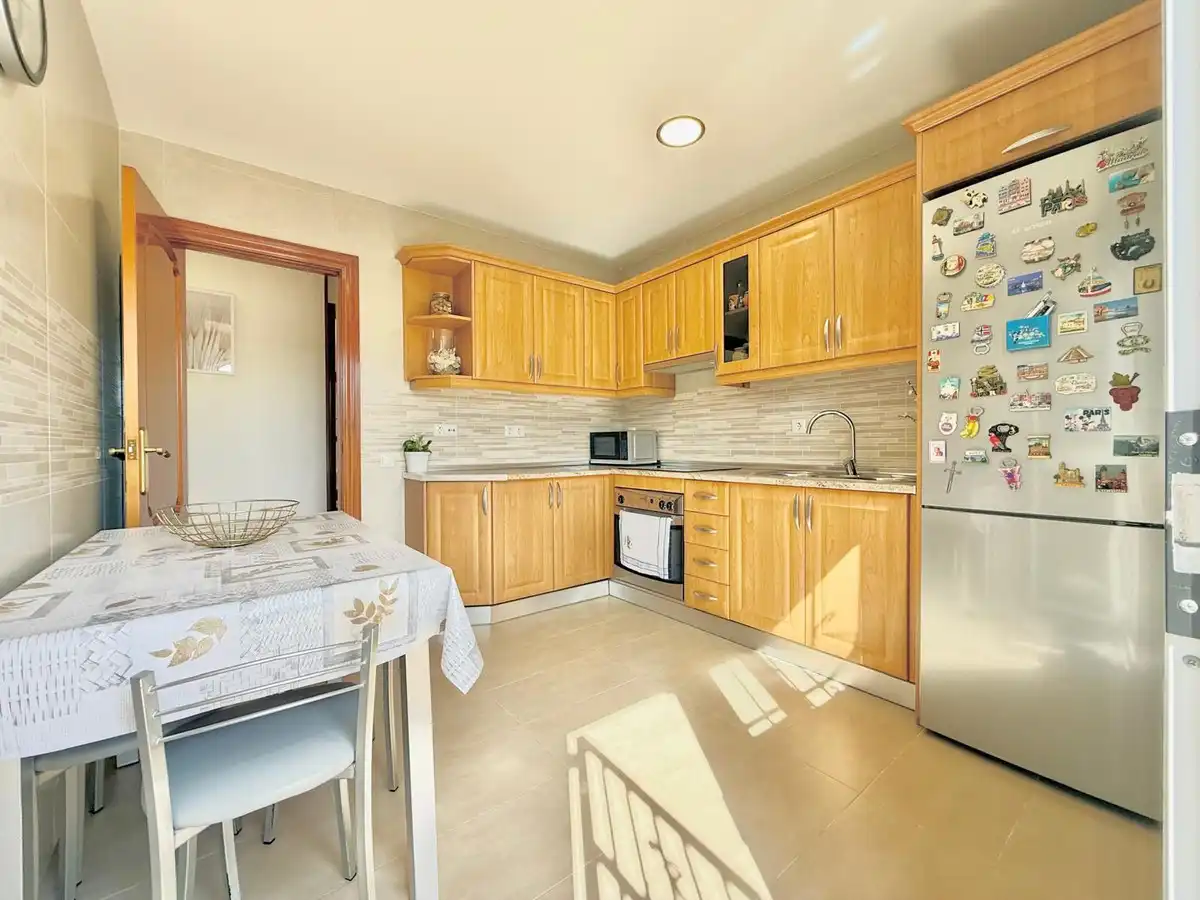 Kitchen of Detached homes for sale in Fuengirola  with Air Conditioner, Heating and Terrace