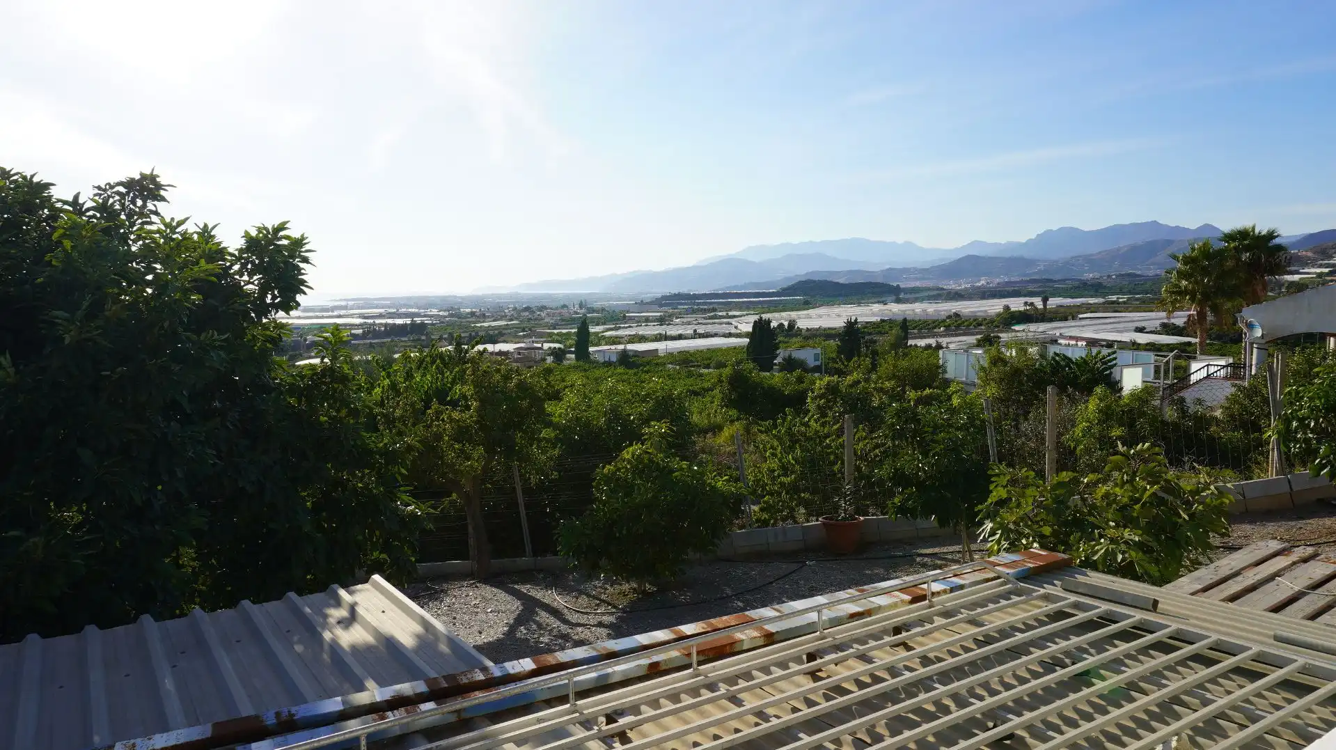 Vista exterior de Finca rústica en venda en Motril amb Aire condicionat, Terrassa i Traster