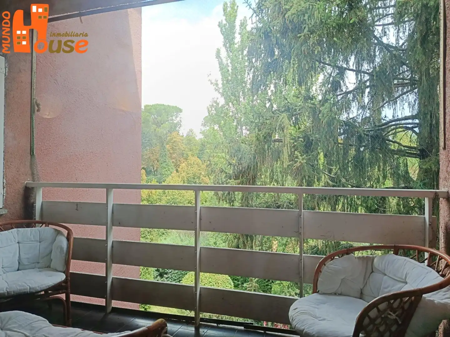 Terraza de Piso en venta en Real Sitio de San Ildefonso con Calefacción, Terraza y Piscina comunitaria