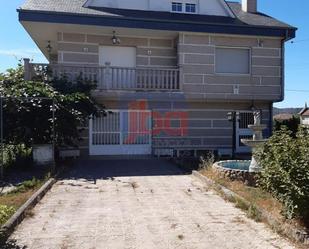 Exterior view of House or chalet for sale in Sarreaus  with Heating, Private garden and Storage room