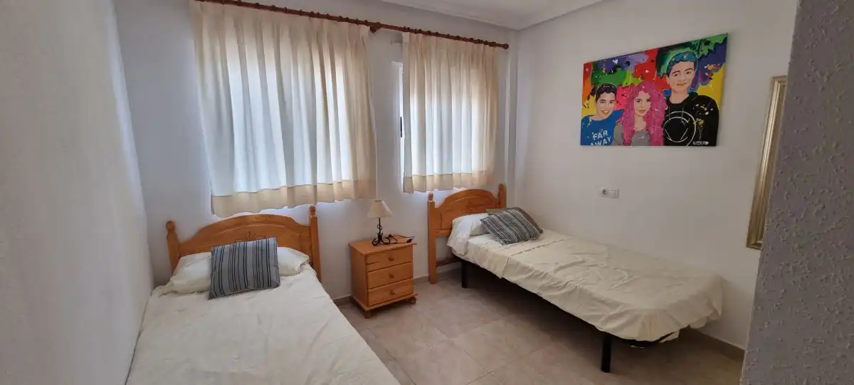 Habitación de Apartamento de alquiler en Águilas con Terraza, Balcón y Piscina comunitaria
