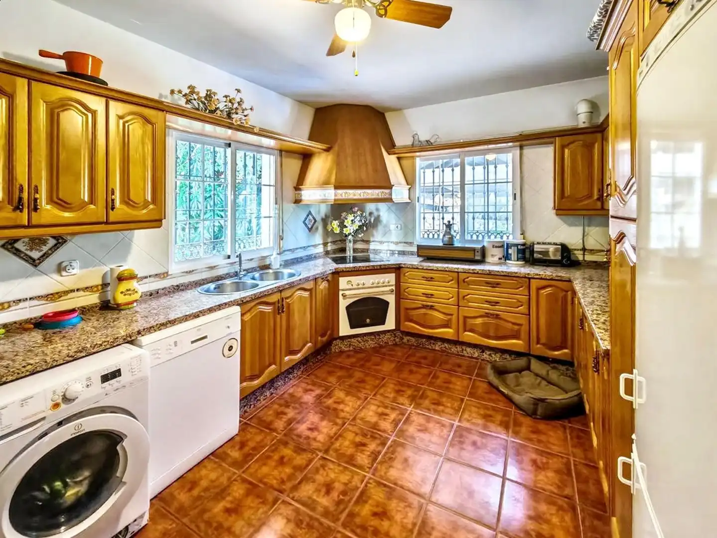 Küche von Haus oder Chalet zum Verkauf in Alhaurín de la Torre mit Privatgarten, Terrasse und Abstellraum