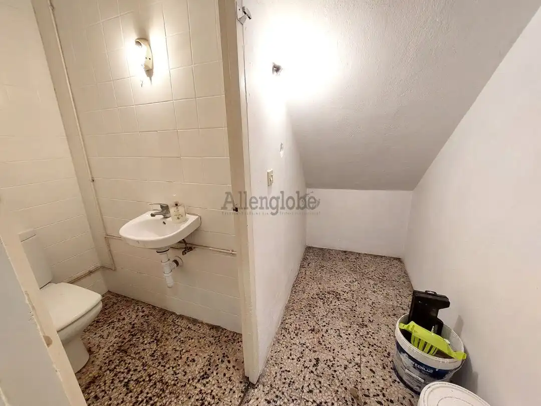 Local de alquiler en Oviedo 