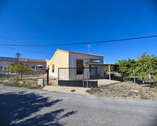 Vista exterior de Casa o xalet en venda en Elche / Elx amb Terrassa i Traster