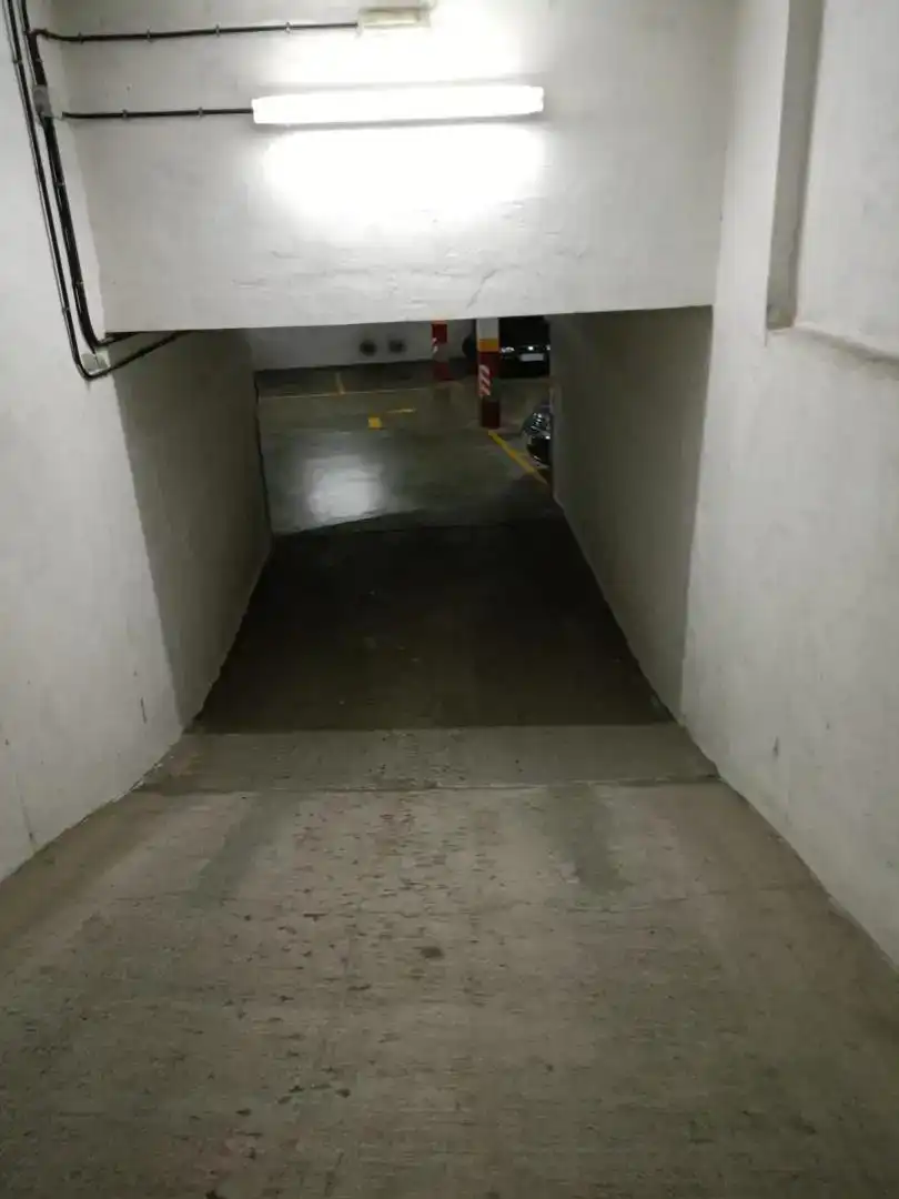 Parkplatz von Garage zum Verkauf in Arucas