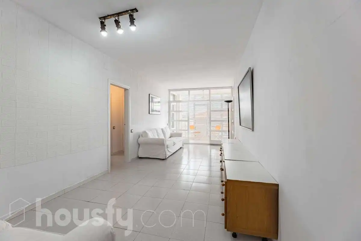 Living room of Flat for sale in Cunit  with Balcony