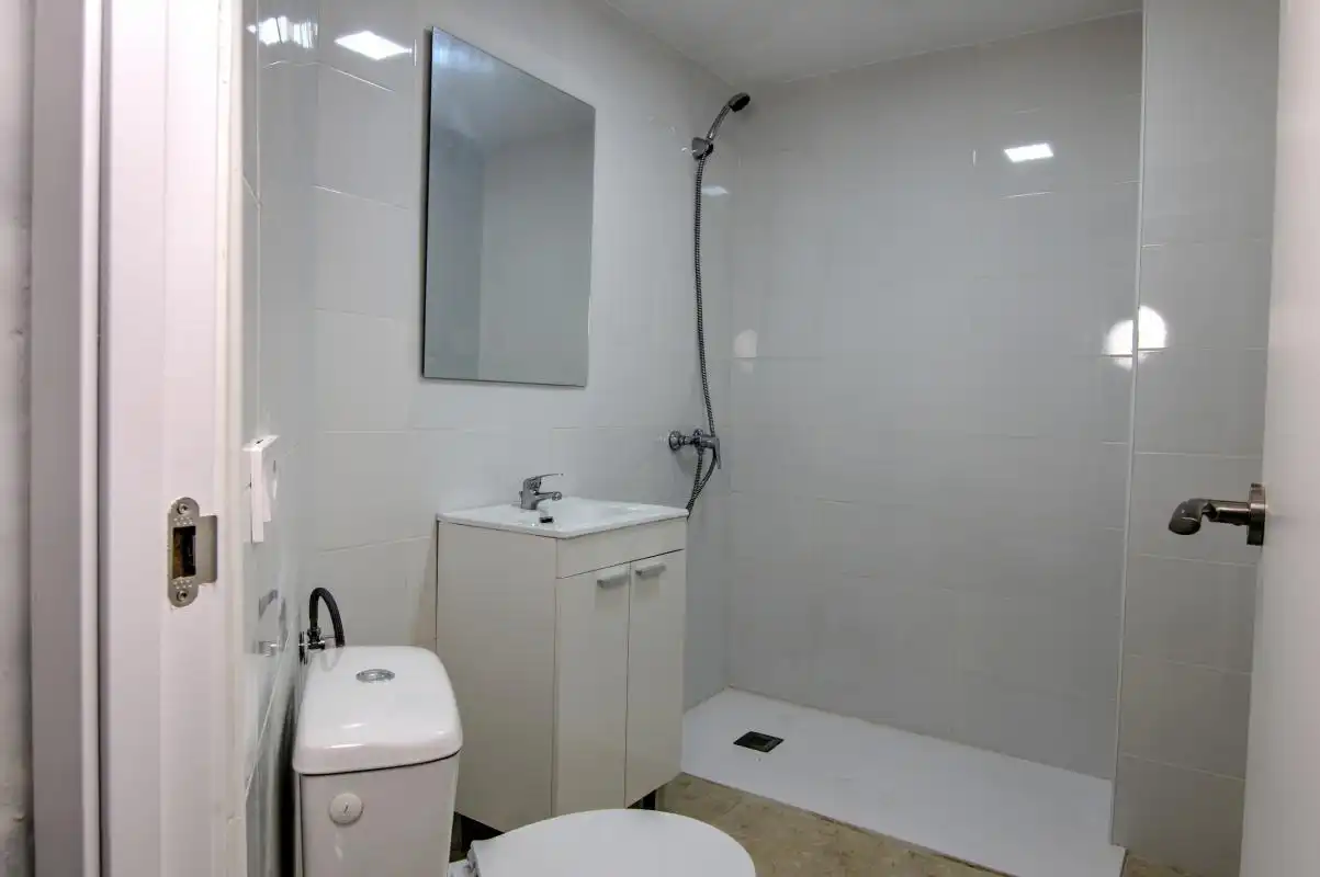 Baño de Piso en venta en Alicante / Alacant con Calefacción