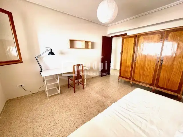 Bedroom of Flat for rent in Castellón de la Plana / Castelló de la Plana  with Terrace and Furnished