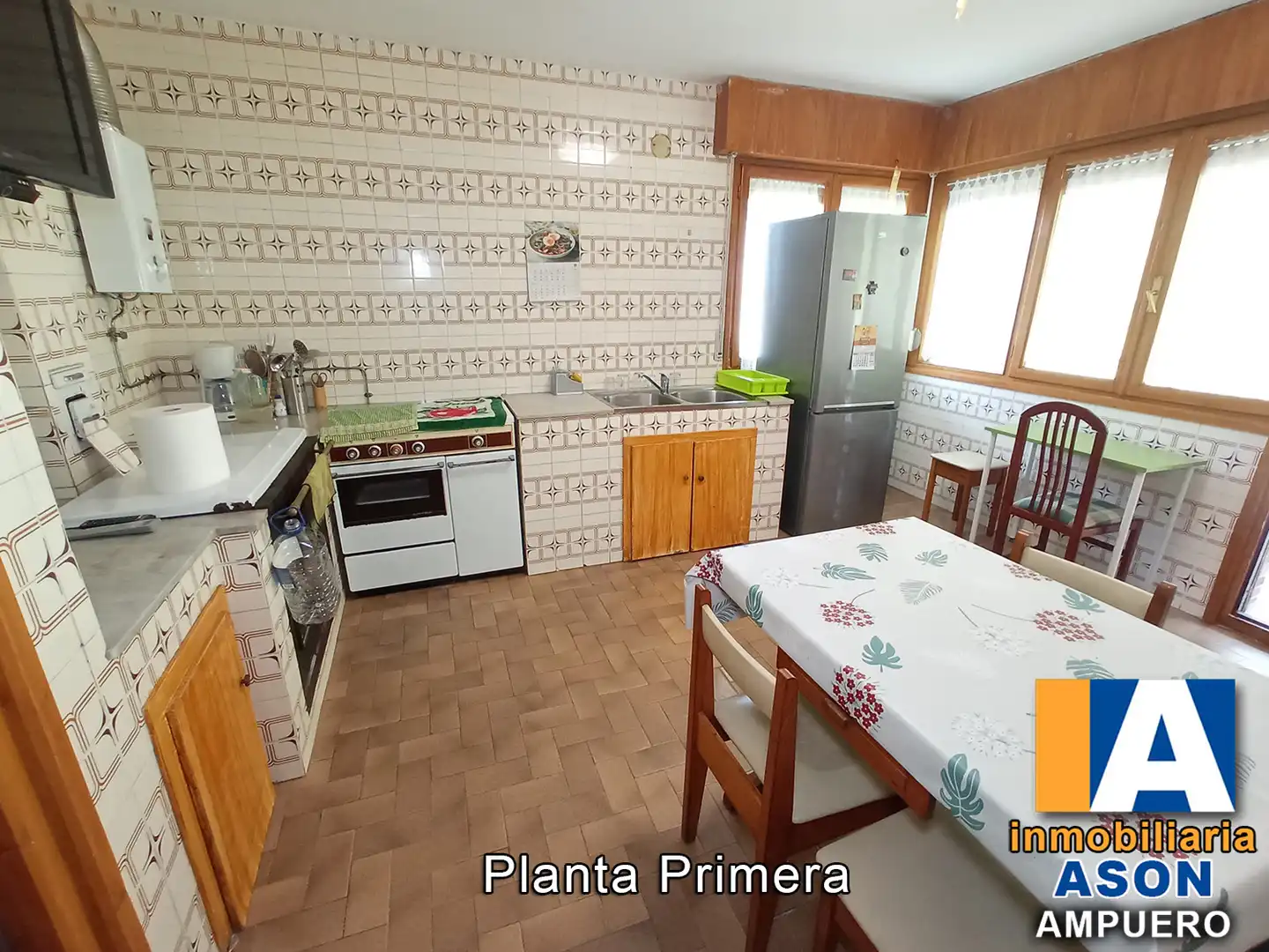 Cocina de Casa o chalet en venta en Ampuero con Jardín privado, Parquet y Terraza