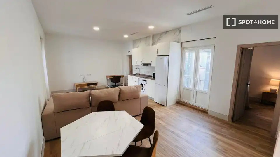 Wohnzimmer von Wohnung zur Miete in Madrid mit Klimaanlage, Heizung und Möbliert