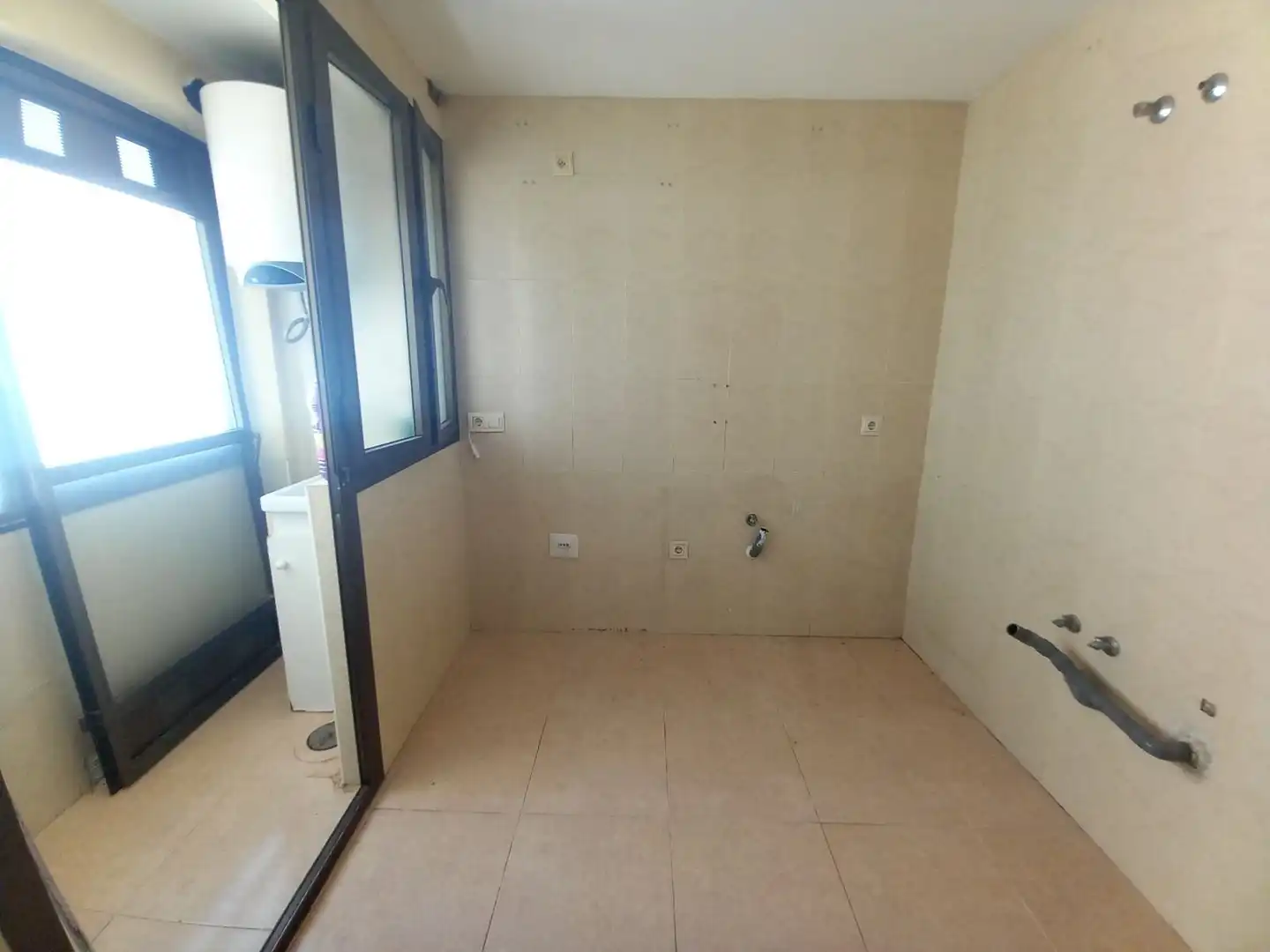 Flat for sale in Ronda  with Air Conditioner and Heating