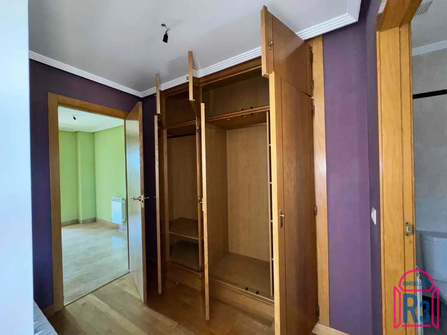 Habitación de Dúplex en venta en Valverde de la Virgen con Calefacción, Terraza y Trastero