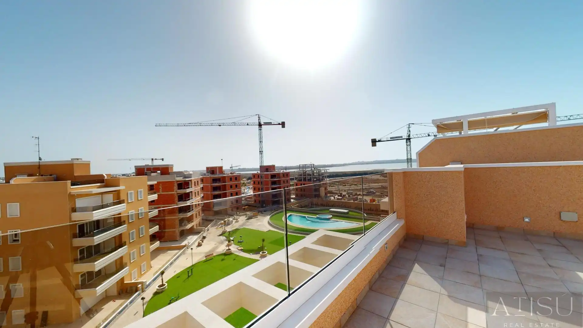 Penthouse mit Pool zum Verkauf in El Raso