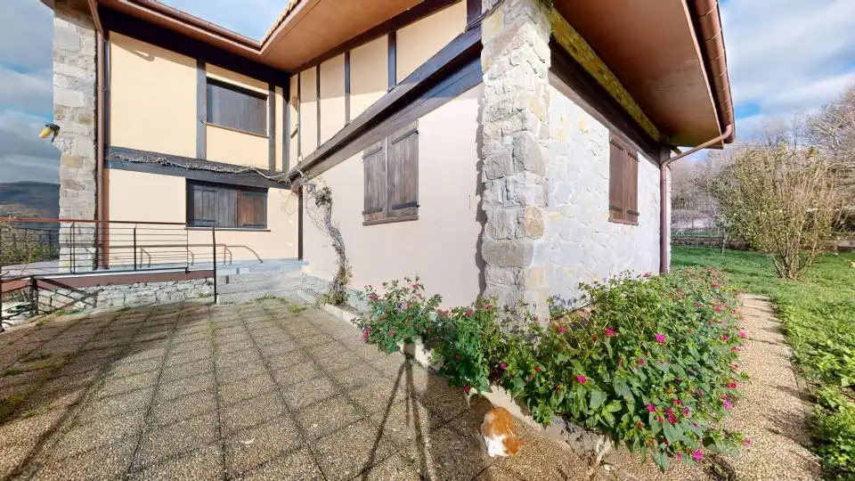 Vista exterior de Casa o chalet en venta en Tolosa con Calefacción, Terraza y Trastero