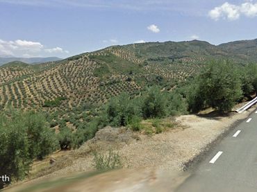 Rustikales Grundstück zum Verkauf in Martos