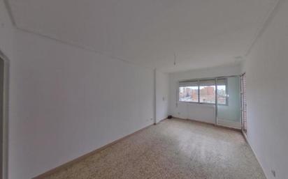 Flat for sale in De Cuba, La Avanzada - La Cueva