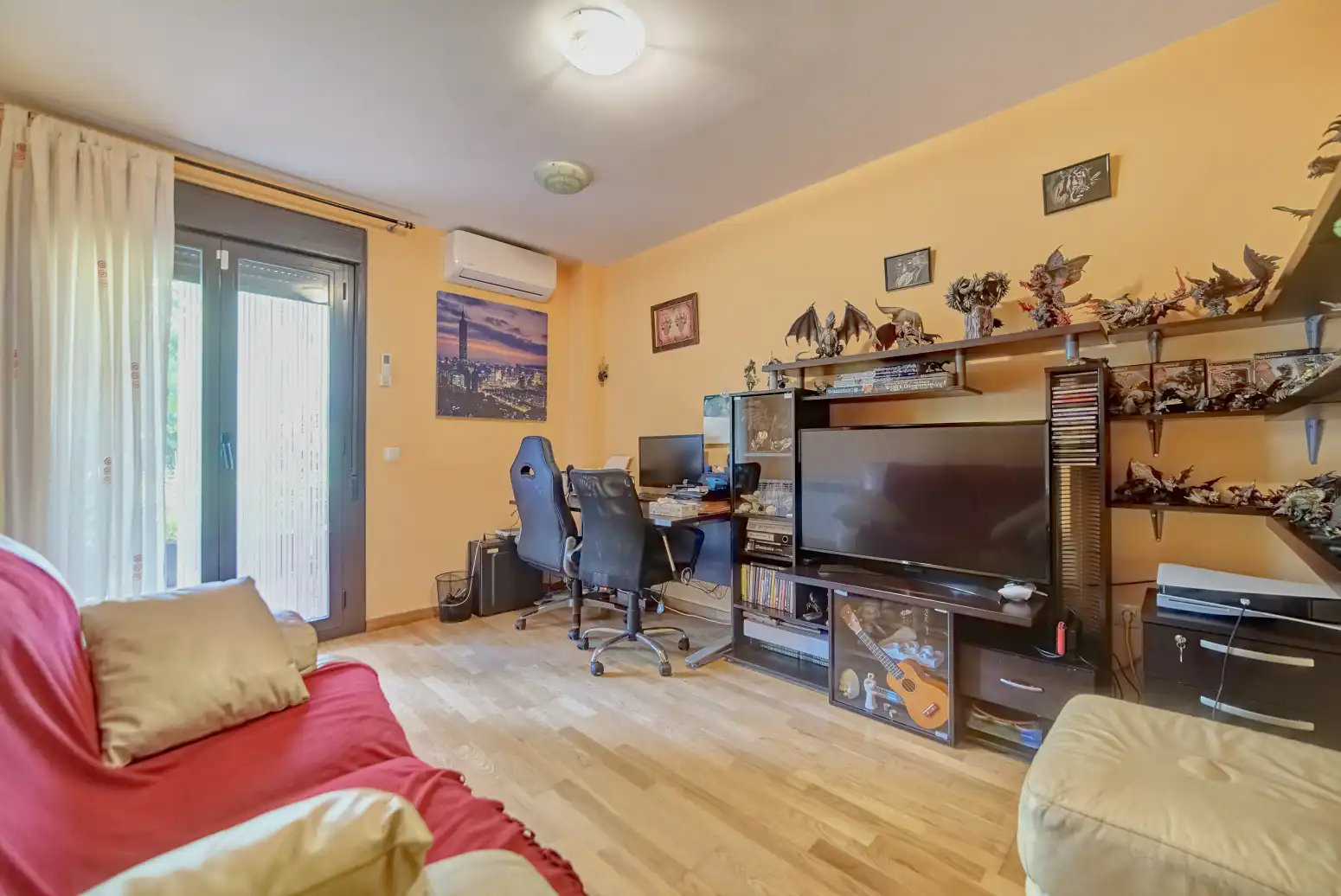 Living room of Detached homes for sale in Enériz / Eneritz  with Heating, Private garden and Parquet flooring