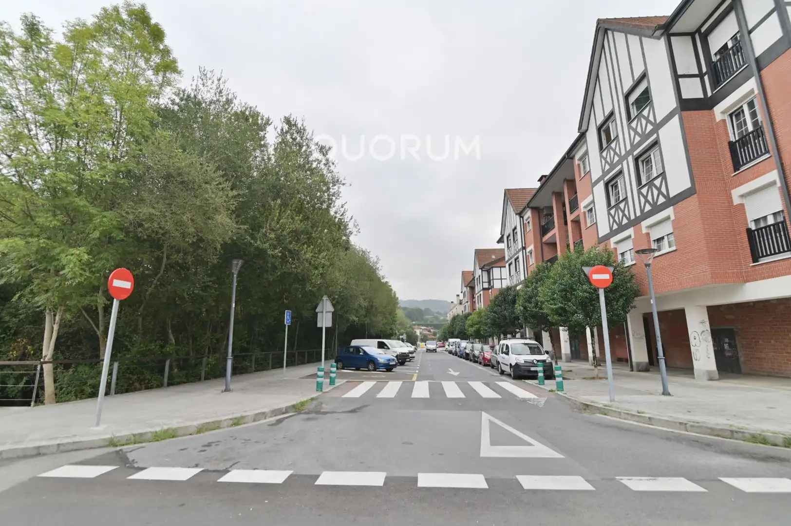 Vista exterior de Pis en venda en Larrabetzu amb Calefacció, Terrassa i Moblat