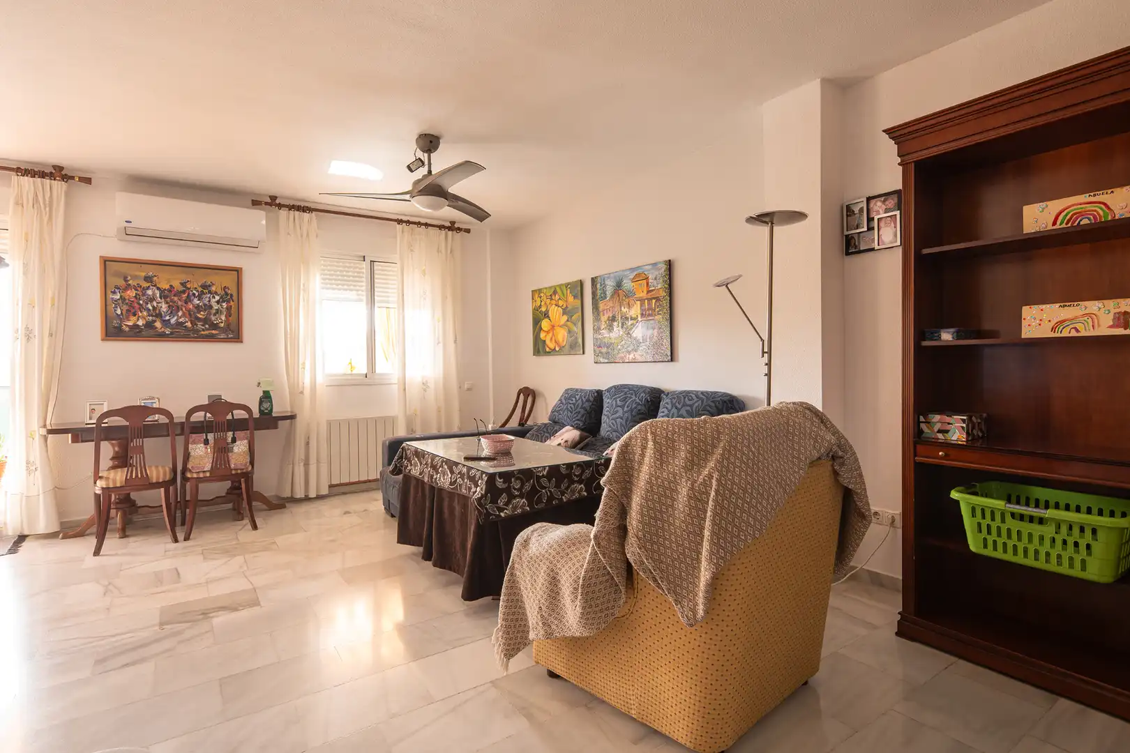 Sala de estar de Casa adosada en venta en Cenes de la Vega con Aire acondicionado, Calefacción y Terraza