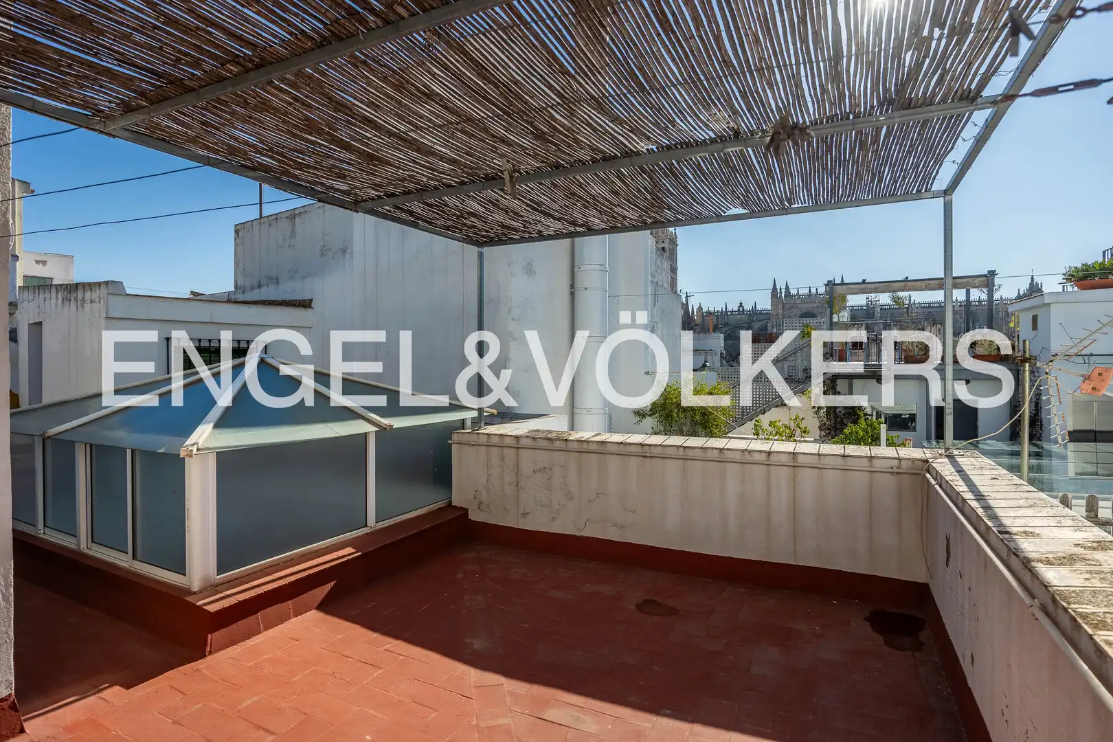 Terrasse von Haus oder Chalet zum Verkauf in Sevilla mit Klimaanlage, Heizung und Balkon