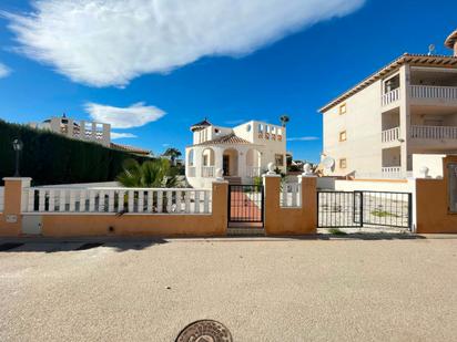 Exterior view of House or chalet for sale in Orihuela  with Air Conditioner, Heating and Terrace