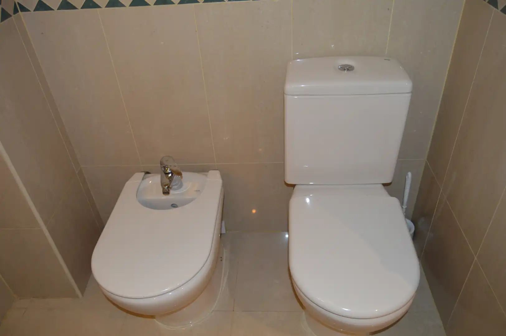 Badezimmer von Wohnung zur Miete in Madrid mit Klimaanlage, Heizung und Parkett
