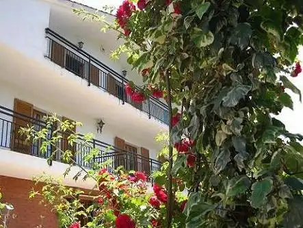 Casa con terraza en venta en Carrer Ter 24M