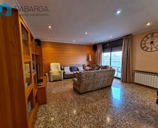 Living room of House or chalet for sale in Cerdanyola del Vallès  with Air Conditioner, Terrace and Balcony