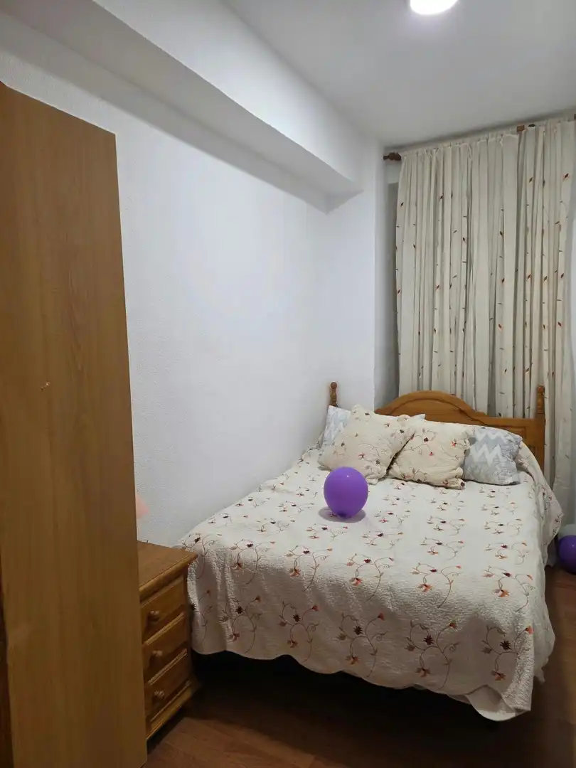 Dormitori de Pis de lloguer en Los Alcázares amb Aire condicionat, Terrassa i Moblat