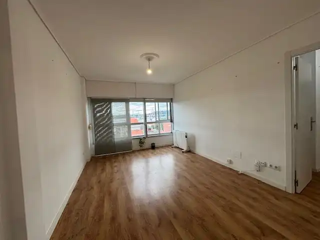 Sala d'estar de Pis en venda en Ferrol amb Parquet, Forn i Rentadora