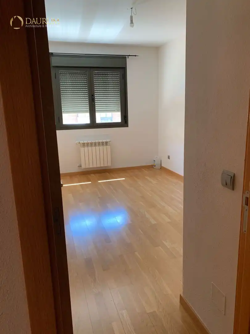 Habitación de Piso en venta en Rivas-Vaciamadrid con Aire acondicionado, Calefacción y Terraza
