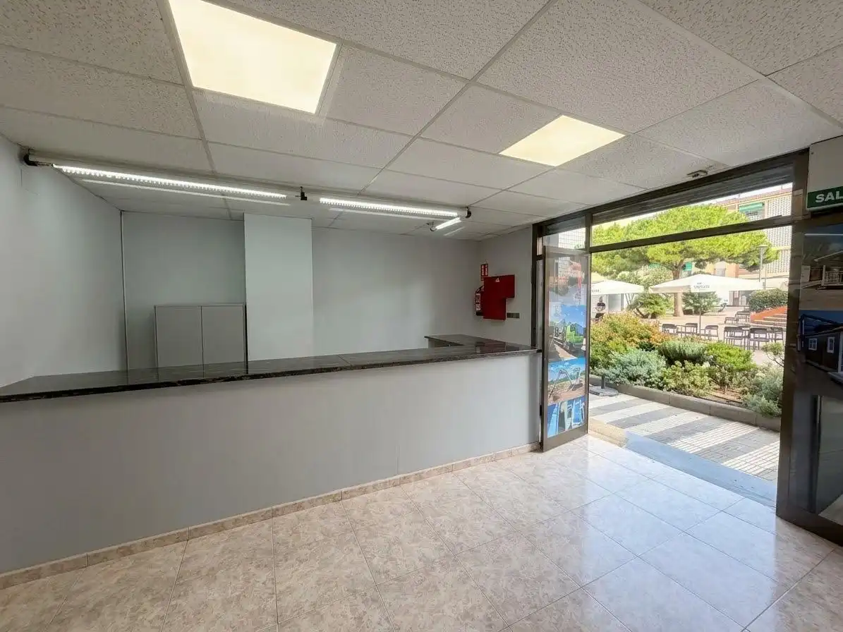 Local comercial en venda a Les Roquetes, imagen 15