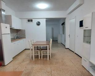 Kitchen of Flat to share in Ingenio