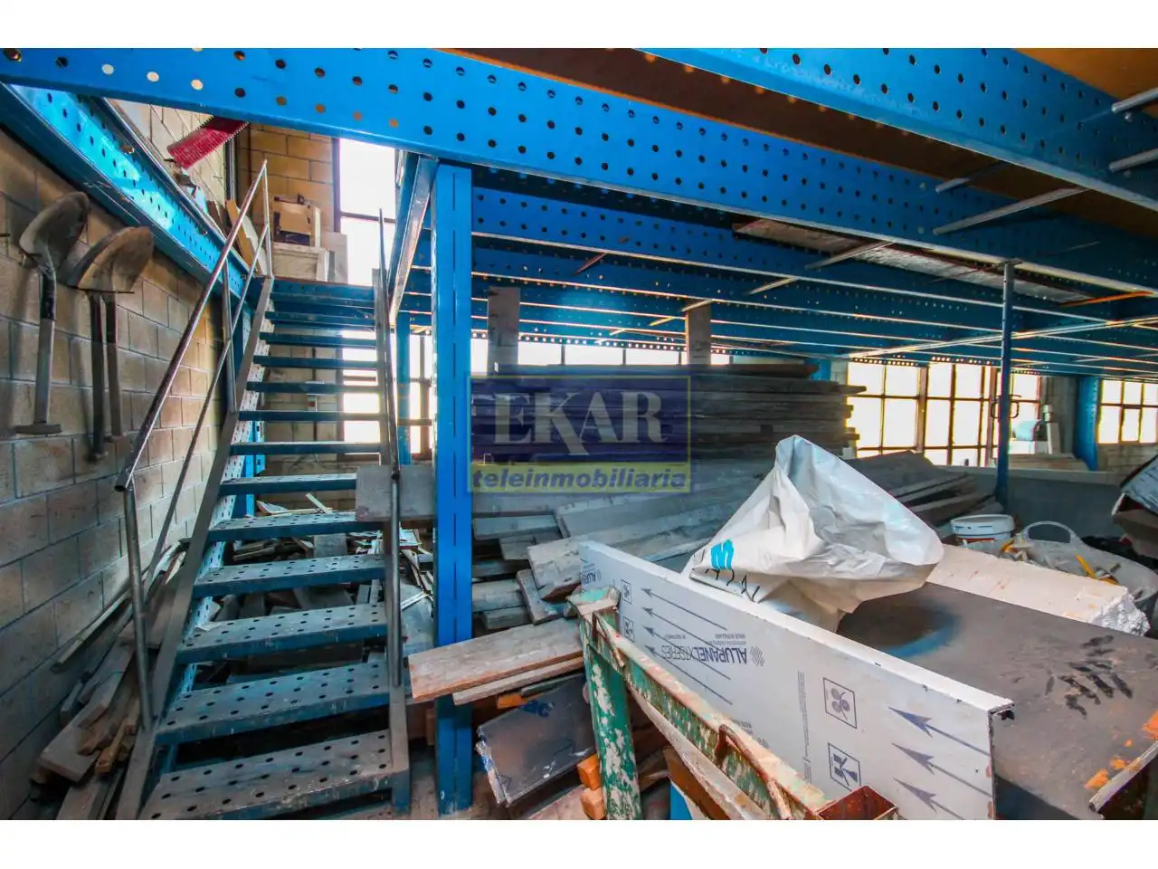 Industrial building to rent in Calle Gabiria, imagen 6