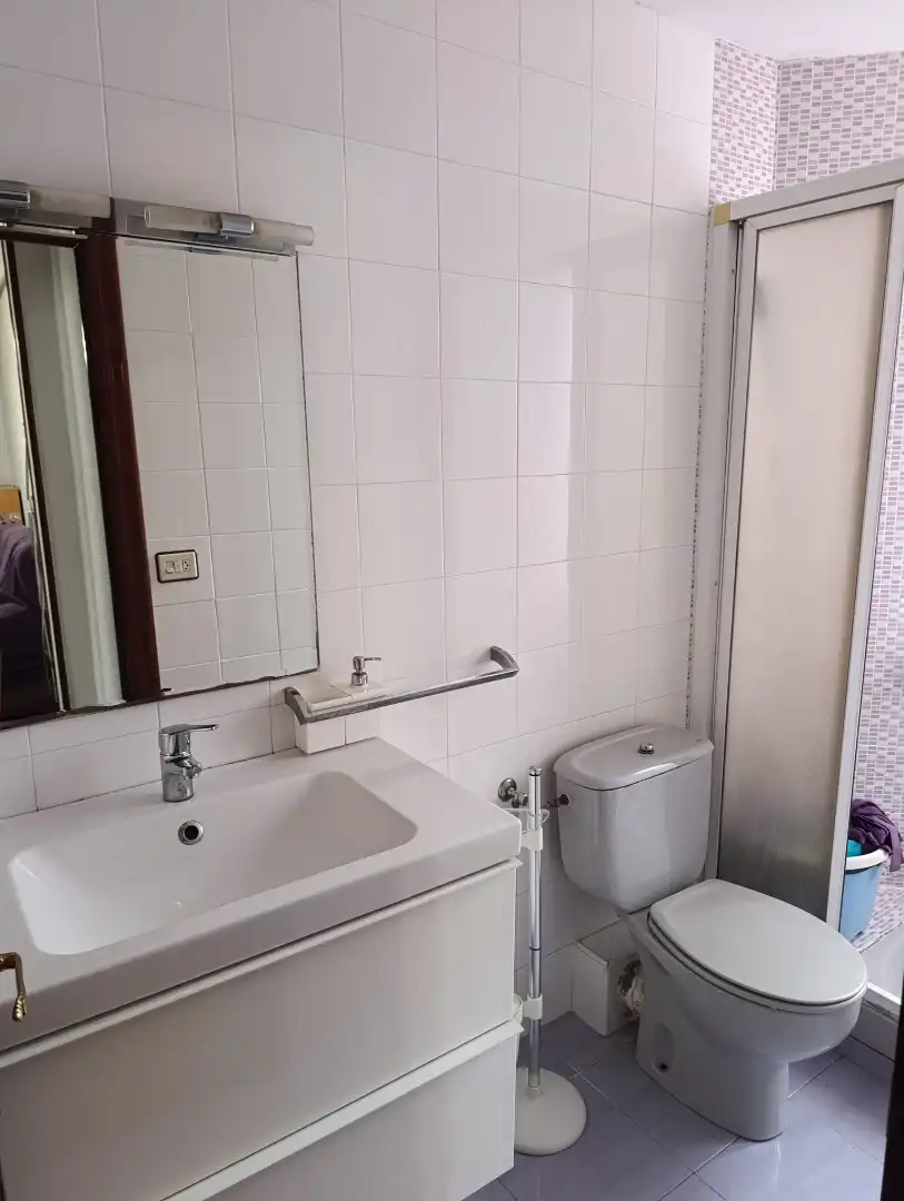 Bathroom of Flat for sale in Bilbao   with Furnished