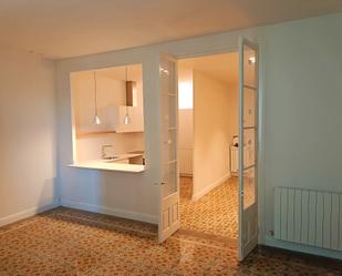 Kitchen of Flat to rent in Ripoll  with Balcony