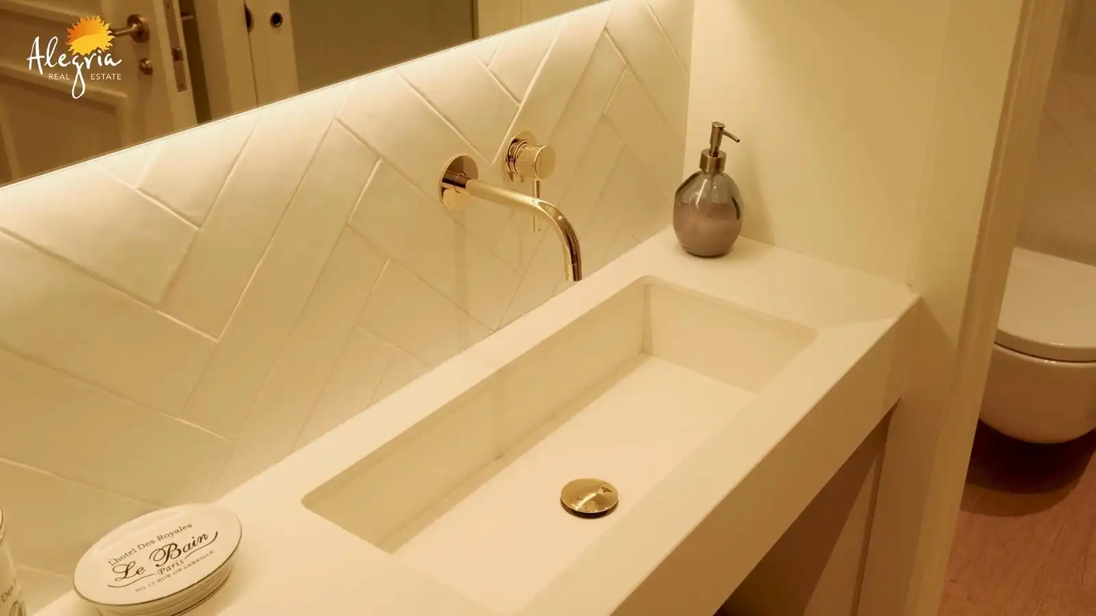 Bany de Apartament en venda en Valencia amb Aire condicionat, Calefacció i Parquet