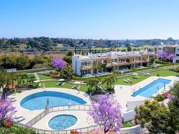 Appartement compact avec balcon à vendre à Estepona Pueblo