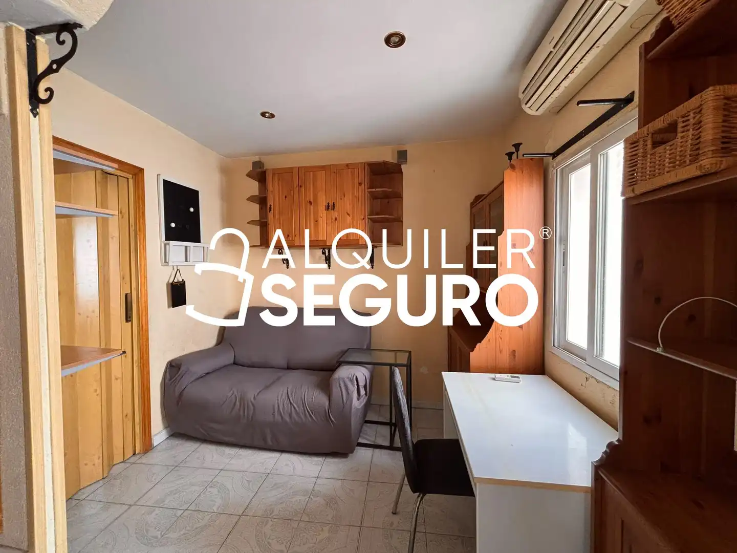 Bedroom of Flat for rent in Puente de Vallecas