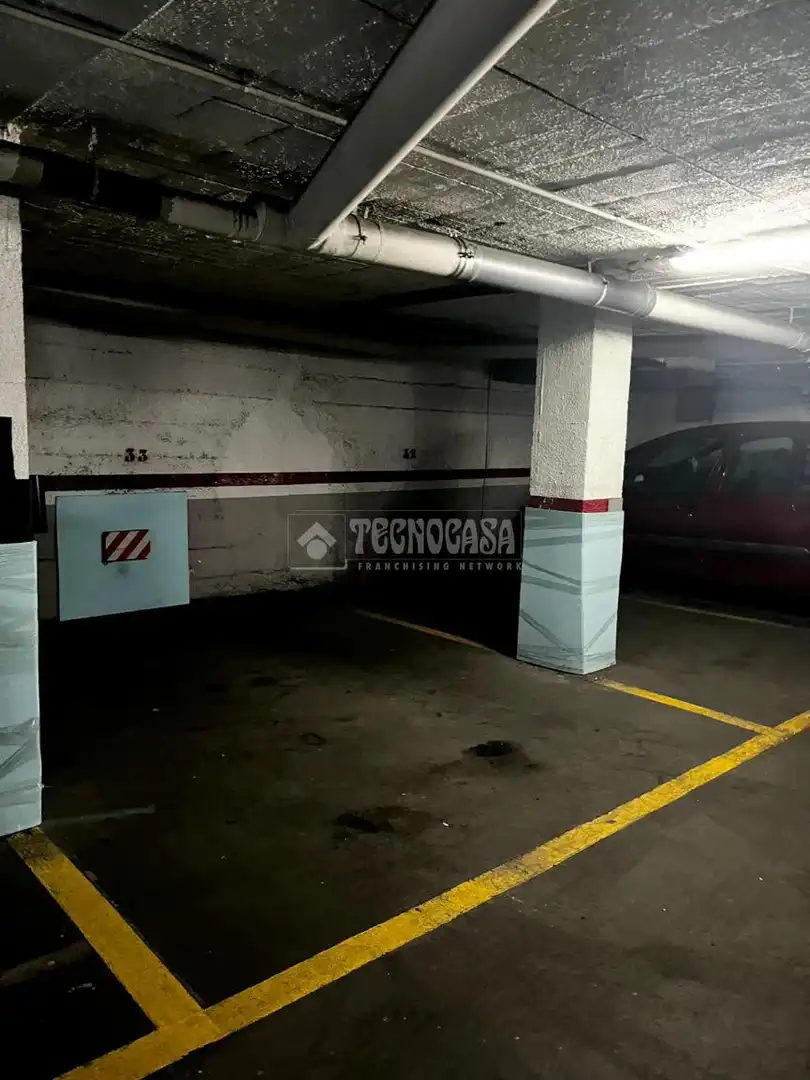 Aparcament de Garatge en venda en L'Hospitalet de Llobregat