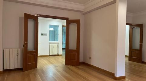 Foto 2 de Pis de lloguer a Avenida Gran Vía Juan Carlos I, Gran Via, La Rioja