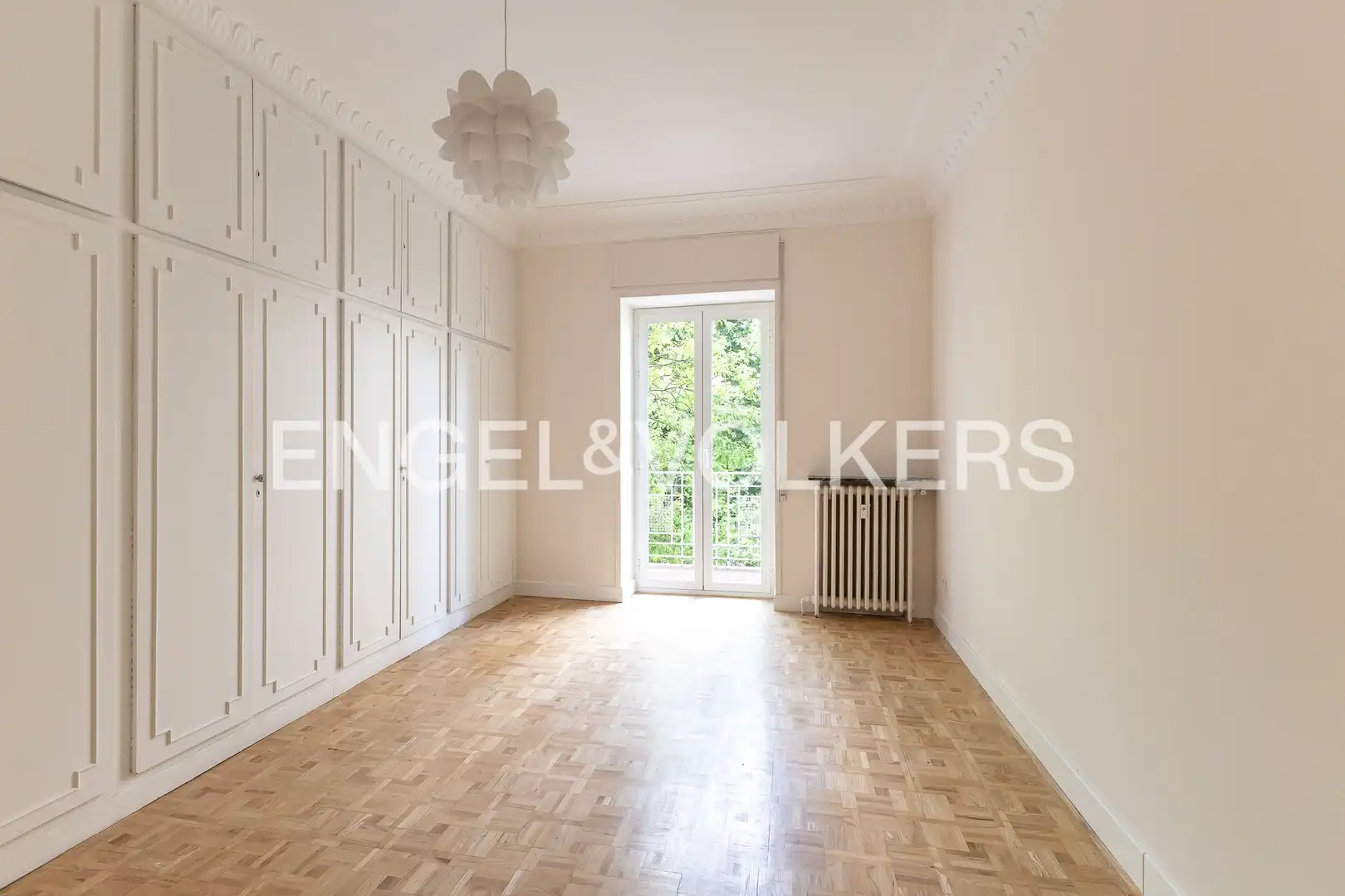 Bedroom of Flat for rent in Madrid  with Air Conditioner, Heating and Balcony
