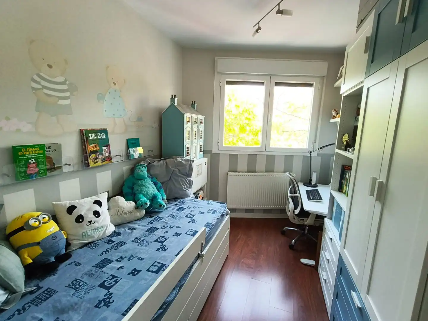 Bedroom of Flat for sale in  Madrid Capital  with Air Conditioner and Balcony